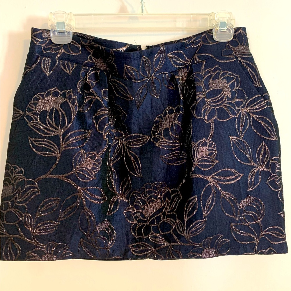 Holiday Mini Skirt with pockets!